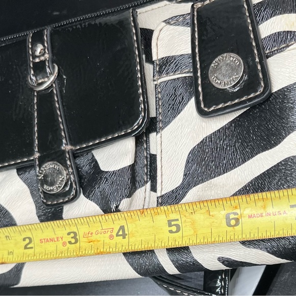 Nine & Co. 8’ Purse Wallet Black/white Faux Zebra Print Shoulder Strap Y2K - Picture 10 of 10